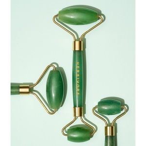 Herbivore jade facial roller